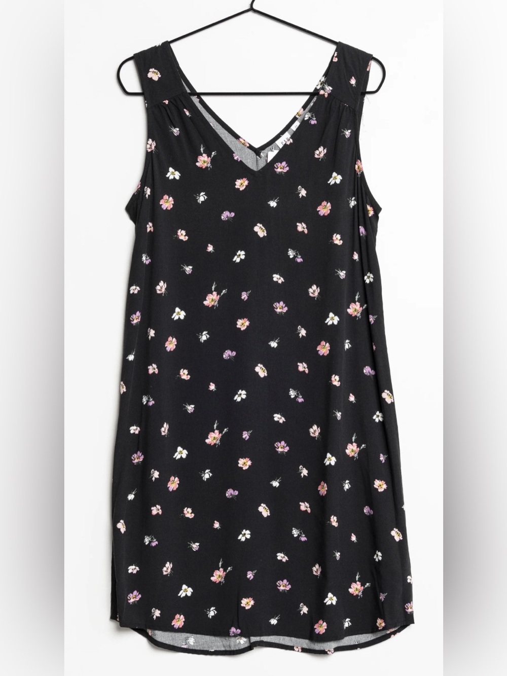 GAP light weight sundress size S soft black floral v neck